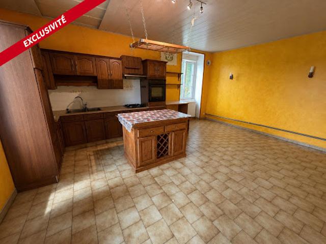 Vente Maison 6 pièces 130 m2 Carrouges