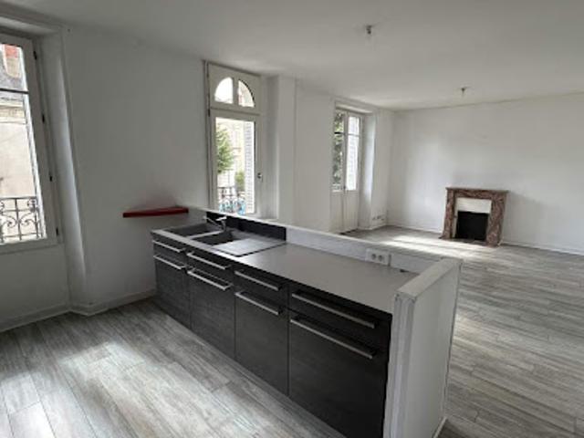 Vente Maison 6 pièces 130 m2 Chateau gontier
