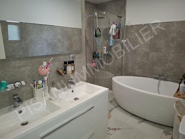 Vente Maison 6 pièces 130 m2 Heuqueville