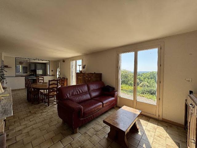 Vente Maison 6 pièces 130 m2 Limeuil