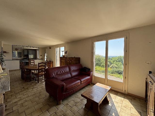 Vente Maison 6 pièces 150 m2 Limeuil