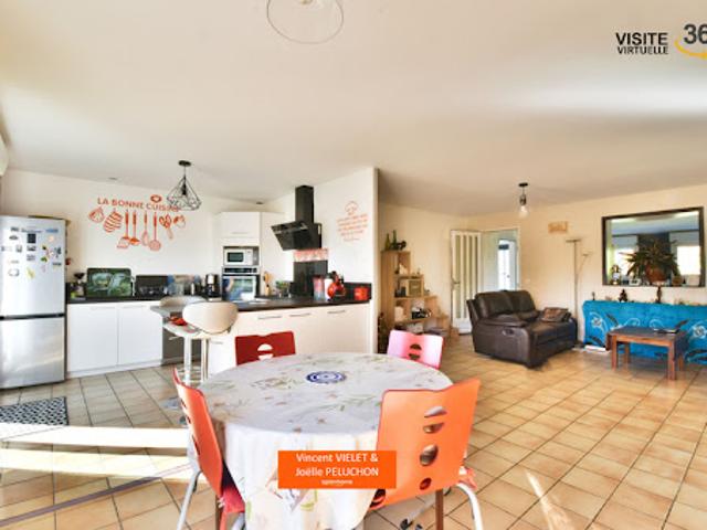 Vente Maison 6 pièces 130 m2 Saint André de Cubzac