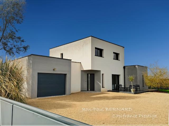 Vente Maison 6 pièces 130 m2 Saint Cyr