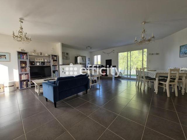 Vente Maison 6 pièces 130 m2 Sanilhac