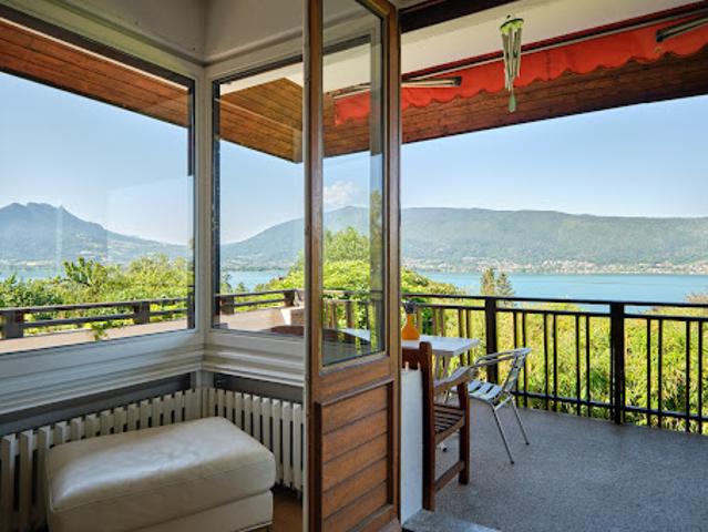 Vente Maison 6 pièces 130 m2 Veyrier du Lac