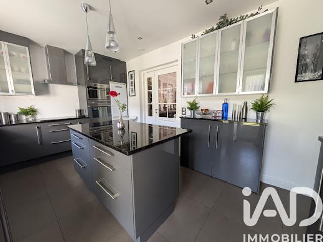 Vente Maison 6 pièces 130 m2 Vigneux sur Seine