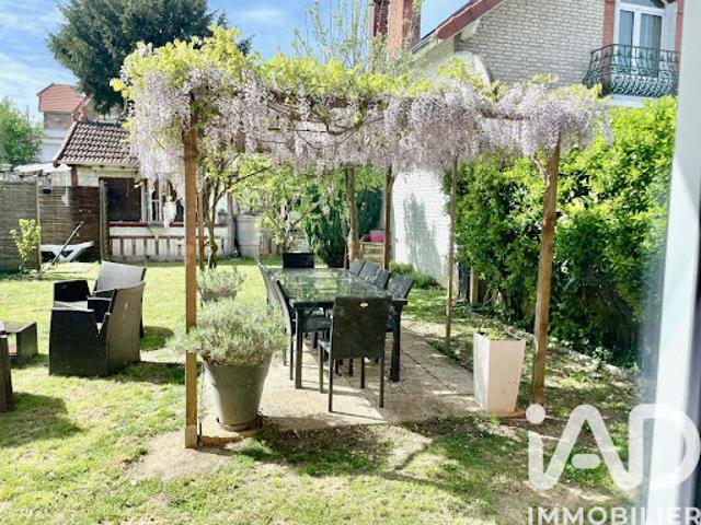 Vente Maison 6 pièces 130 m2 Villeneuve le Roi