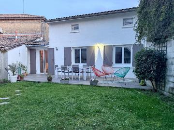 Vente Maison 6 pièces 130 m2 Yvrac
