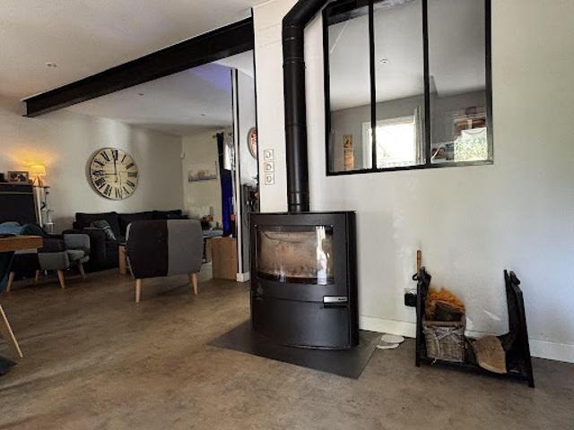 Vente Maison 6 pièces 131 m2 Nieuil l'Espoir