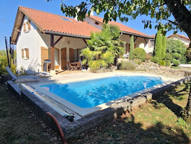 Vente Maison 6 pièces 131 m2 Amberieu en bugey