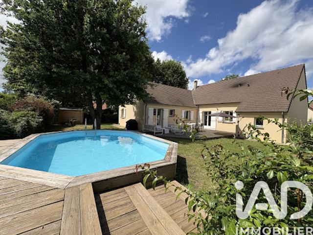 Vente Maison 6 pièces 131 m2 Boissise le Roi