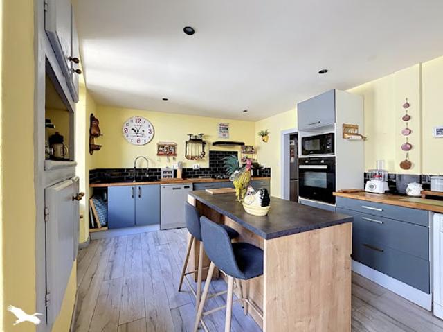 Vente Maison 6 pièces 131 m2 Coussac Bonneval