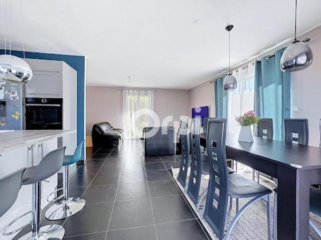 Vente Maison 6 pièces 131 m2 La Geneytouse
