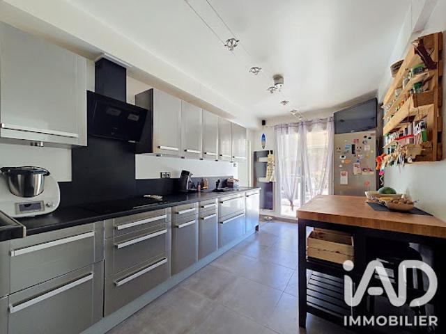 Vente Maison 6 pièces 131 m2 Perigny sur yerres