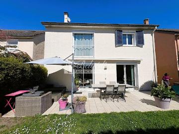 Vente Maison 6 pièces 131 m2 Saint Leu la Forêt