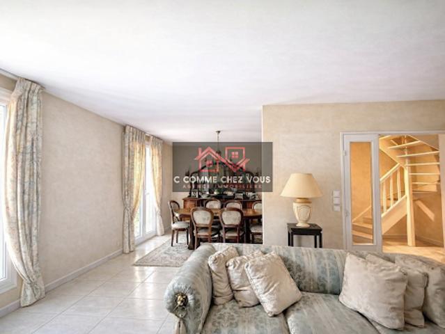 Vente Maison 6 pièces 132 m2 Ozoir la ferriere