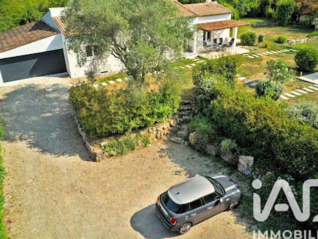 Vente Maison 6 pièces 132 m2 Châteauneuf Grasse