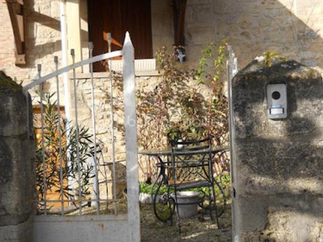 Vente Maison 6 pièces 132 m2 Cherveix Cubas