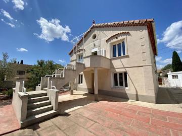 Vente Maison 6 pièces 132 m2 Saint Mitre les Remparts
