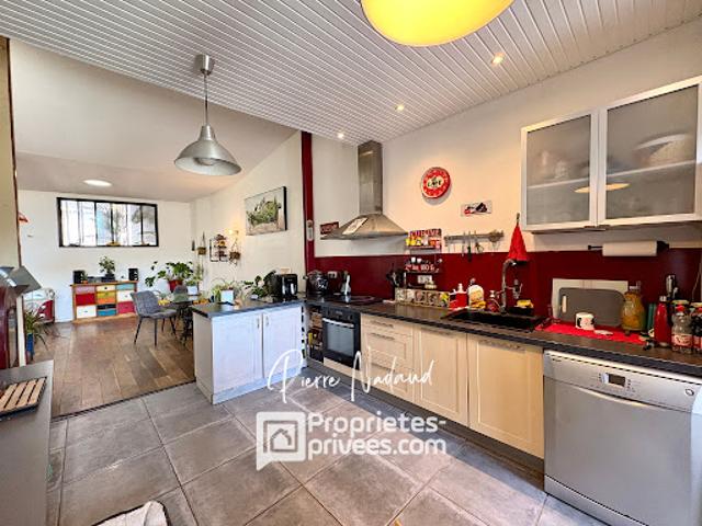 Vente Maison 6 pièces 132.6 m2 Guîtres