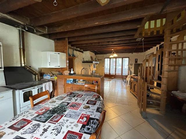 Vente Maison 6 pièces 133 m2 Murat
