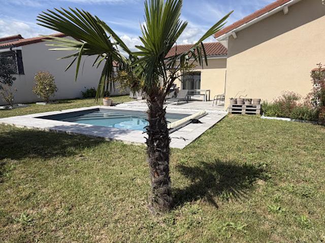 Vente Maison 6 pièces 133 m2 Champdieu