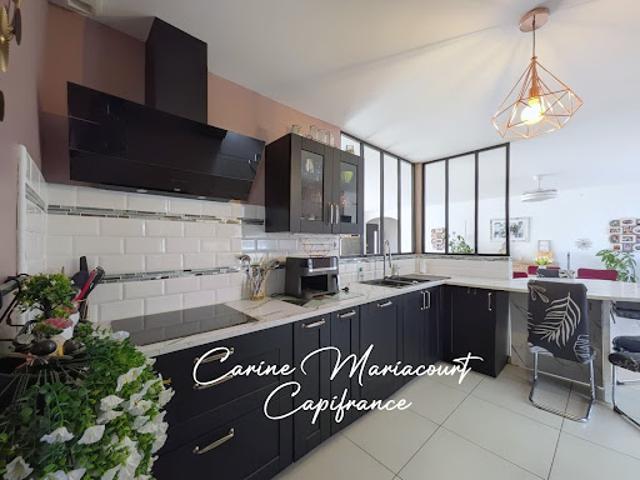 Vente Maison 6 pièces 133 m2 Saint Martin de Saint Maixent