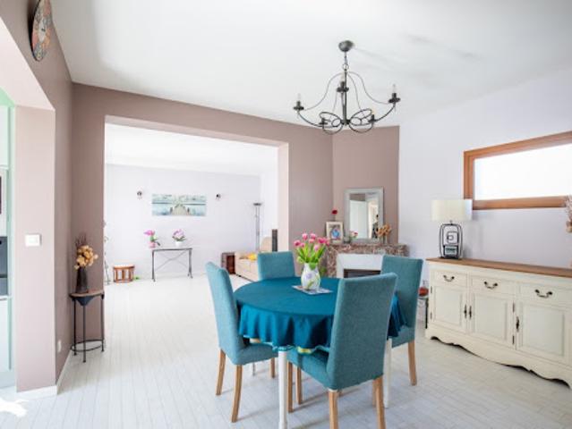 Vente Maison 6 pièces 133 m2 Saint Cyr l'Ecole