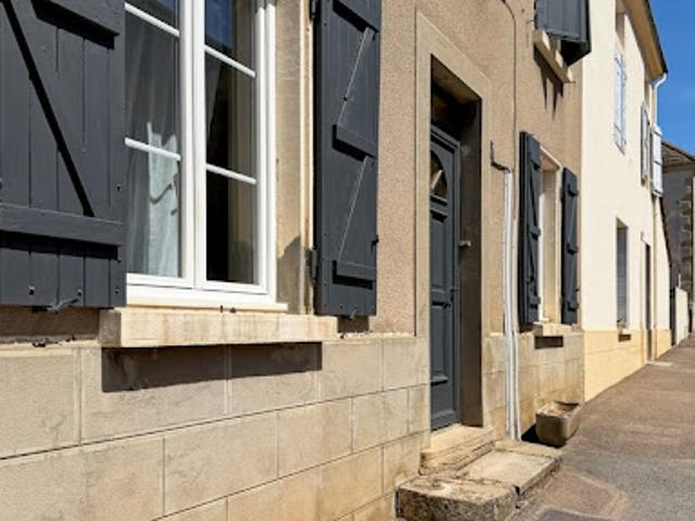 Vente Maison 6 pièces 133 m2 Semur en Brionnais