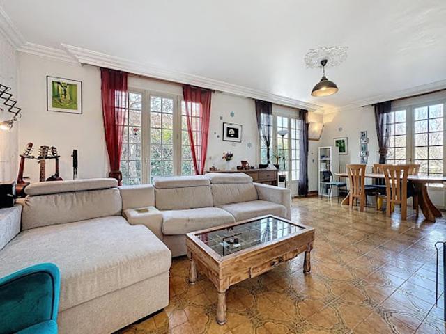 Vente Maison 6 pièces 133 m2 Venissieux