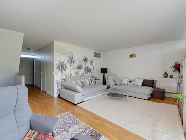 Vente Maison 6 pièces 144 m2 Nanterre