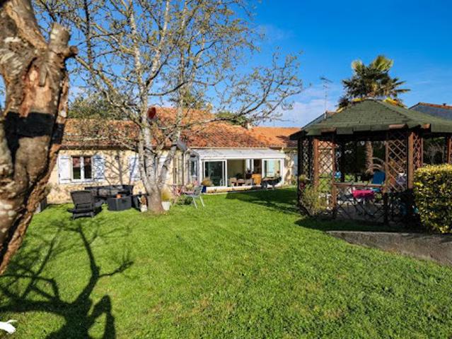 Vente Maison 6 pièces 144 m2 Cognac