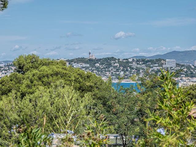 Vente Maison 6 pièces 145 m2 Marseille 8ème