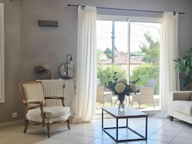 Vente Maison 6 pièces 145 m2 Montceau