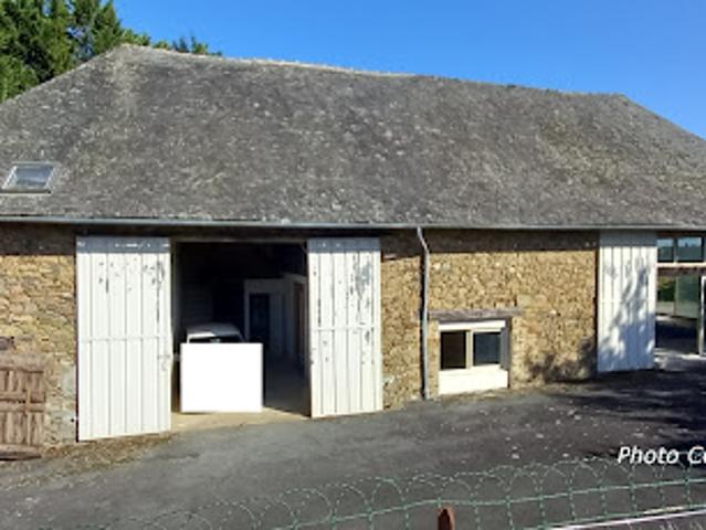 Vente Maison 6 pièces 145 m2 Beyssac