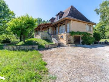 Vente Maison 6 pièces 145 m2 Castelfranc