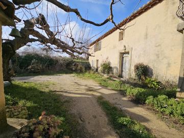 Vente Maison 6 pièces 145 m2 Castillon du Gard