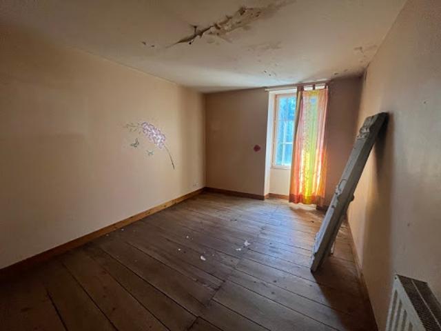 Vente Maison 6 pièces 145 m2 Cherveix Cubas