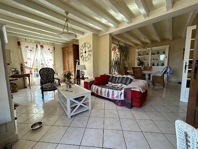 Vente Maison 6 pièces 145 m2 Domérat