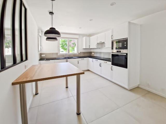 Vente Maison 6 pièces 145.98 m2 Escalquens