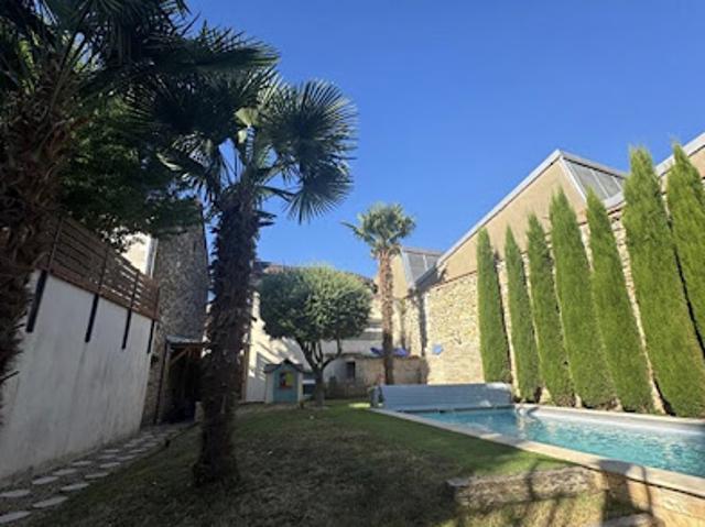 Vente Maison 6 pièces 145 m2 Perigueux
