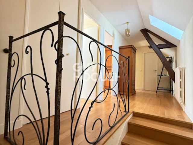 Vente Maison 6 pièces 145 m2 Saint Doulchard