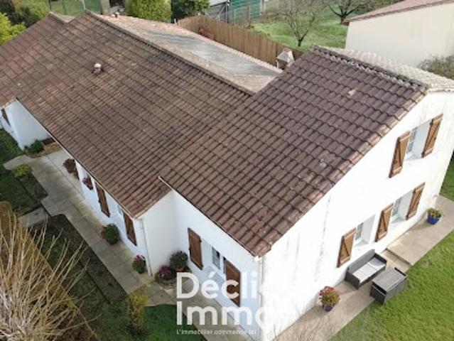 Vente Maison 6 pièces 145 m2 Saint Yrieix sur Charente