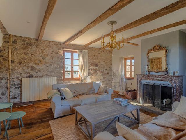 Vente Maison 6 pièces 145 m2 Tanus