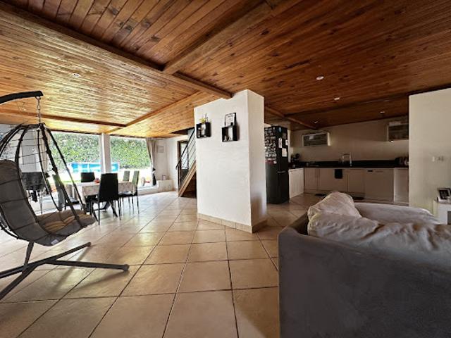 Vente Maison 6 pièces 145 m2 Tréon