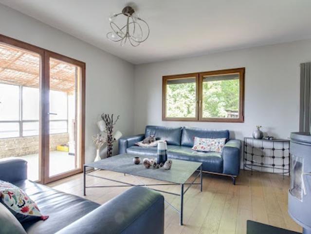 Vente Maison 6 pièces 145 m2 Veyrier du Lac