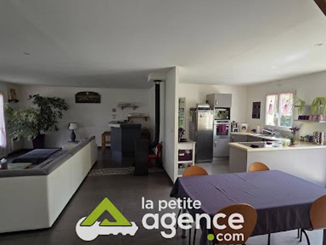 Vente Maison 6 pièces 145 m2 Vierzon