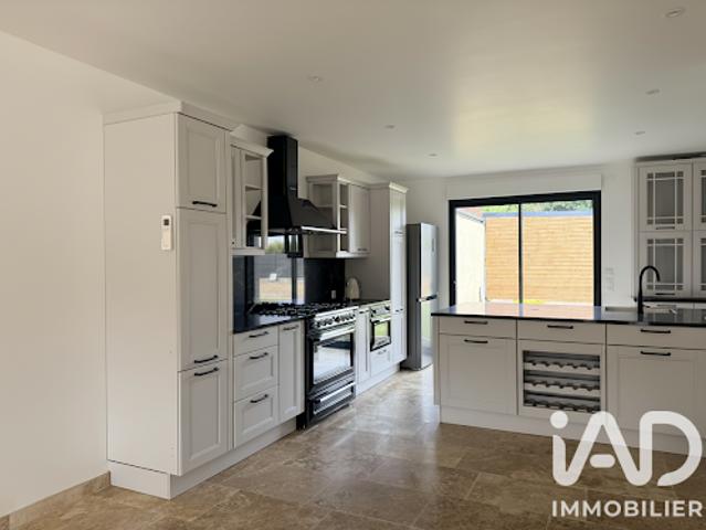 Vente Maison 6 pièces 146 m2 Allonne