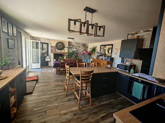 Vente Maison 6 pièces 146 m2 Antran