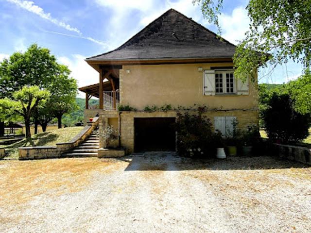 Vente Maison 6 pièces 146 m2 Castelfranc